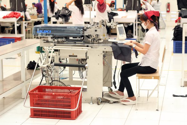  Clothing  Manufacturing Agent Bali Selecting the 